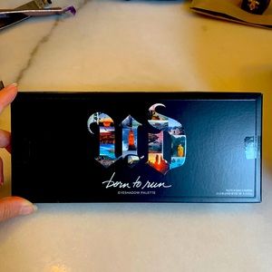UD Born to Run eyeshadow palette